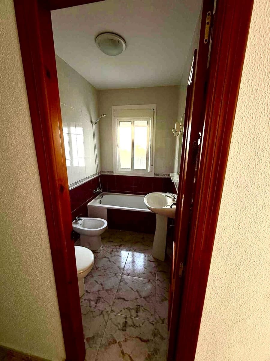 3 slaapkamer Villa te koop in Chiclana de la Frontera met zwembad - € 255.000 (Ref: 9770819)