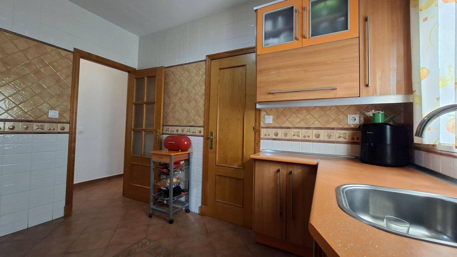 3 slaapkamer Villa te koop in Chiclana de la Frontera met zwembad - € 260.000 (Ref: 9770820)