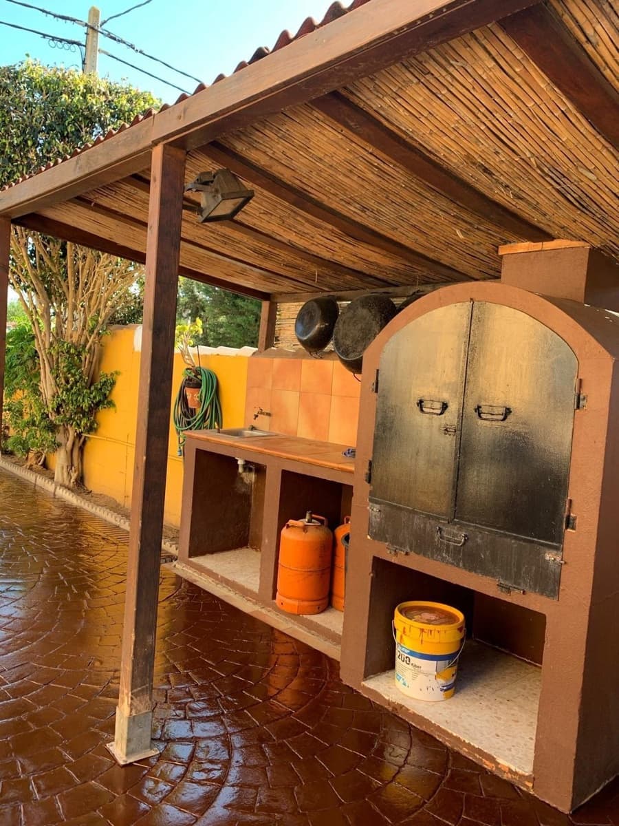 3 slaapkamer Villa te koop in Chiclana de la Frontera met zwembad - € 260.000 (Ref: 9770820)