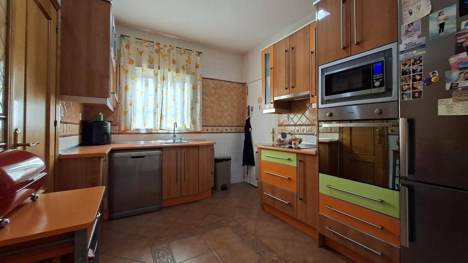 3 slaapkamer Villa te koop in Chiclana de la Frontera met zwembad - € 260.000 (Ref: 9770820)