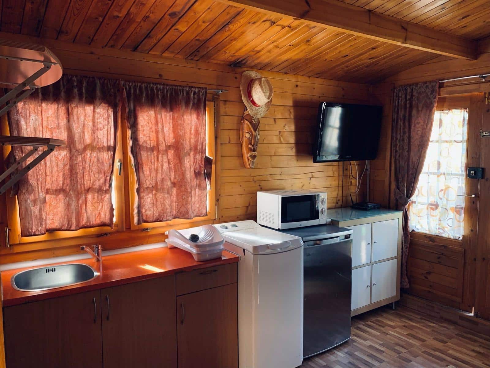 3 slaapkamer Villa te koop in Chiclana de la Frontera met zwembad - € 260.000 (Ref: 9770820)