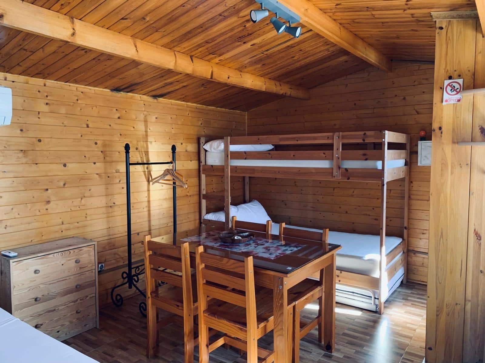 3 slaapkamer Villa te koop in Chiclana de la Frontera met zwembad - € 260.000 (Ref: 9770820)