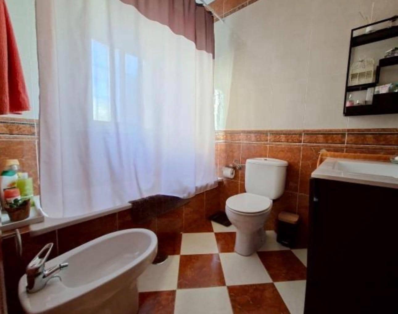 3 soverom Villa til salgs i Chiclana de la Frontera med svømmebasseng - € 380 000 (Ref: 9770821)