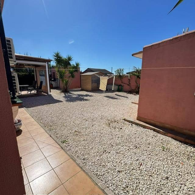 4 sypialnia Willa na sprzedaż w Chiclana de la Frontera z basenem - 325 000 € (Ref: 9778339)