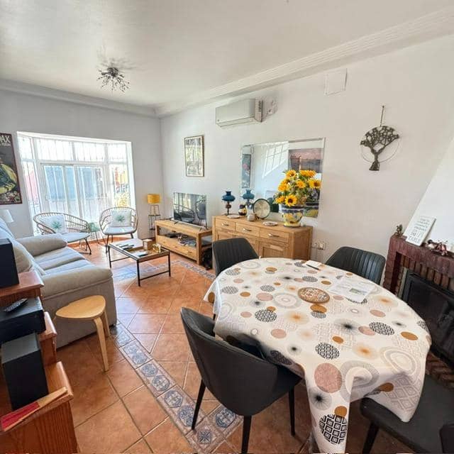 4 sypialnia Willa na sprzedaż w Chiclana de la Frontera z basenem - 325 000 € (Ref: 9778339)