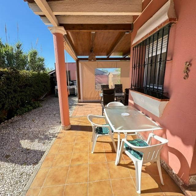 4 sypialnia Willa na sprzedaż w Chiclana de la Frontera z basenem - 325 000 € (Ref: 9778339)