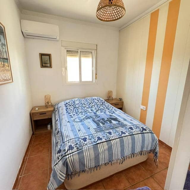 4 sypialnia Willa na sprzedaż w Chiclana de la Frontera z basenem - 325 000 € (Ref: 9778339)