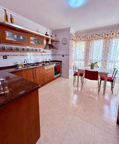 3 bedroom Apartment for sale in Telde with garage - € 290,000 (Ref: 10008164)