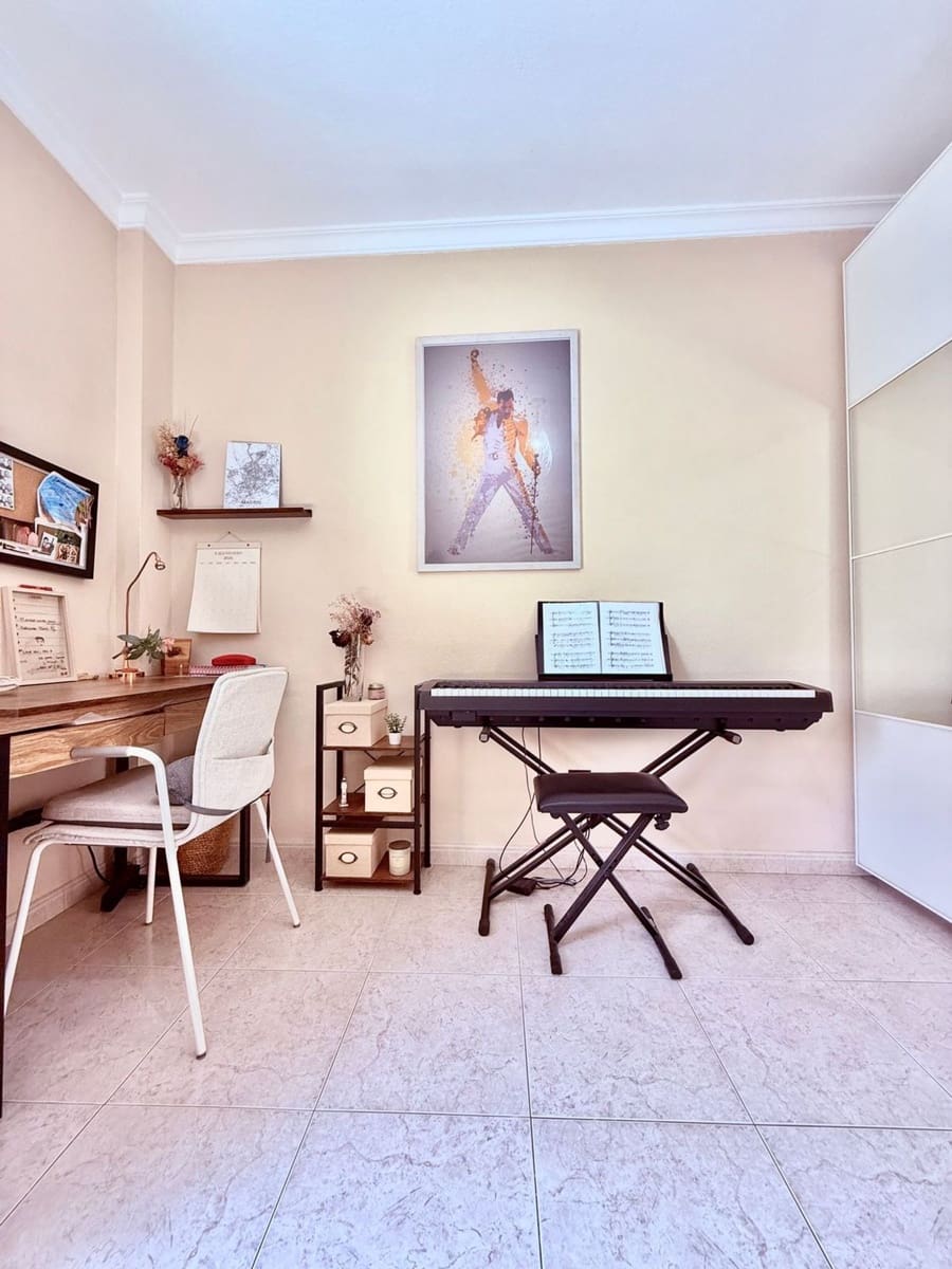 3 bedroom Apartment for sale in Telde with garage - € 290,000 (Ref: 10008164)