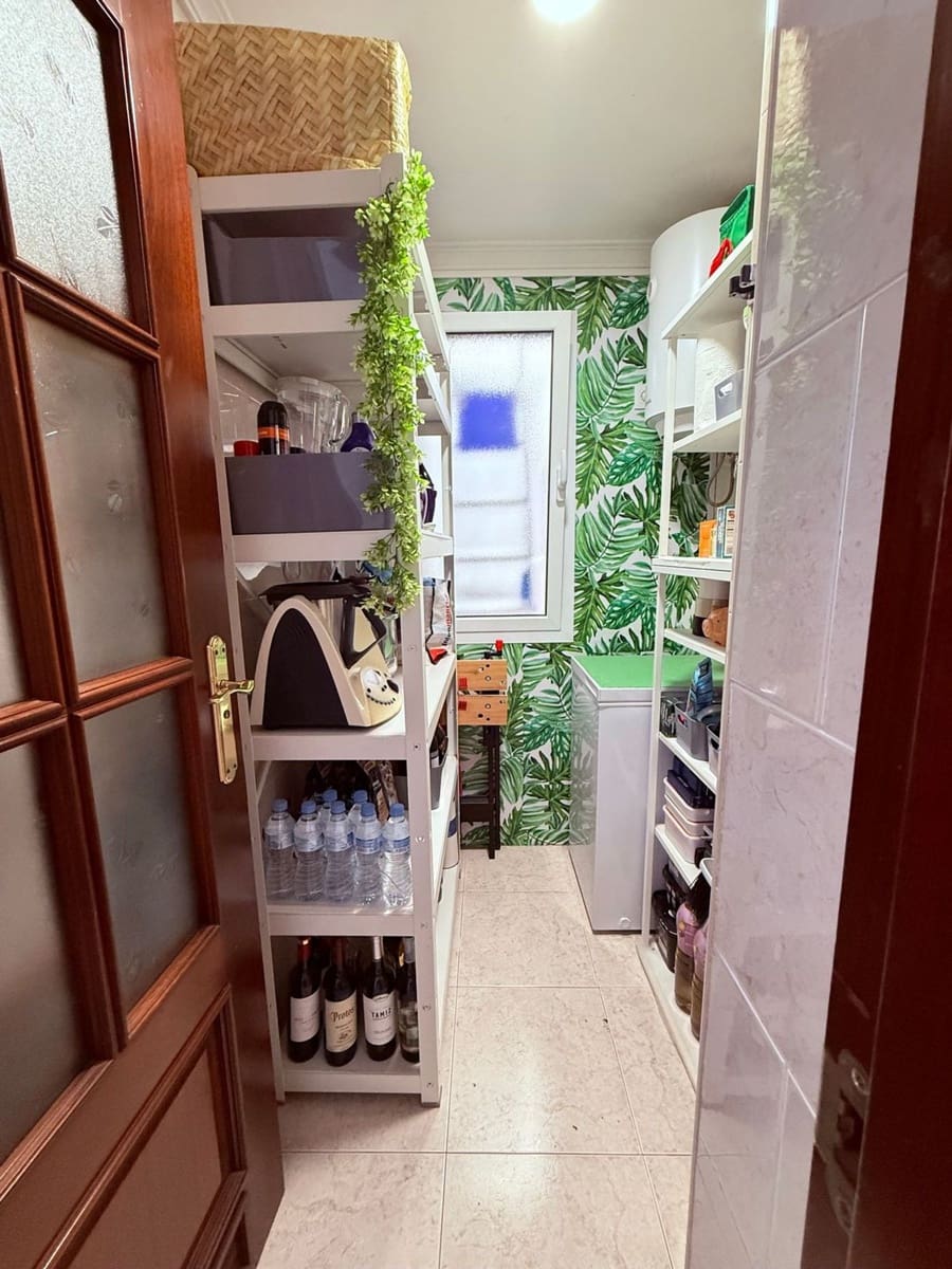 3 bedroom Apartment for sale in Telde with garage - € 290,000 (Ref: 10008164)