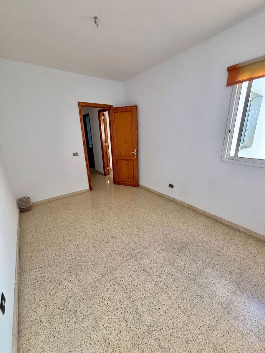 Apartamento de 4 habitaciones en Gáldar en venta con garaje - 259.000 € (Ref: 10012793)
