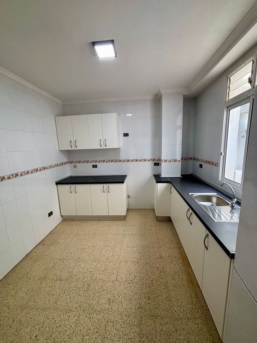 Apartamento de 4 habitaciones en Gáldar en venta con garaje - 259.000 € (Ref: 10012793)