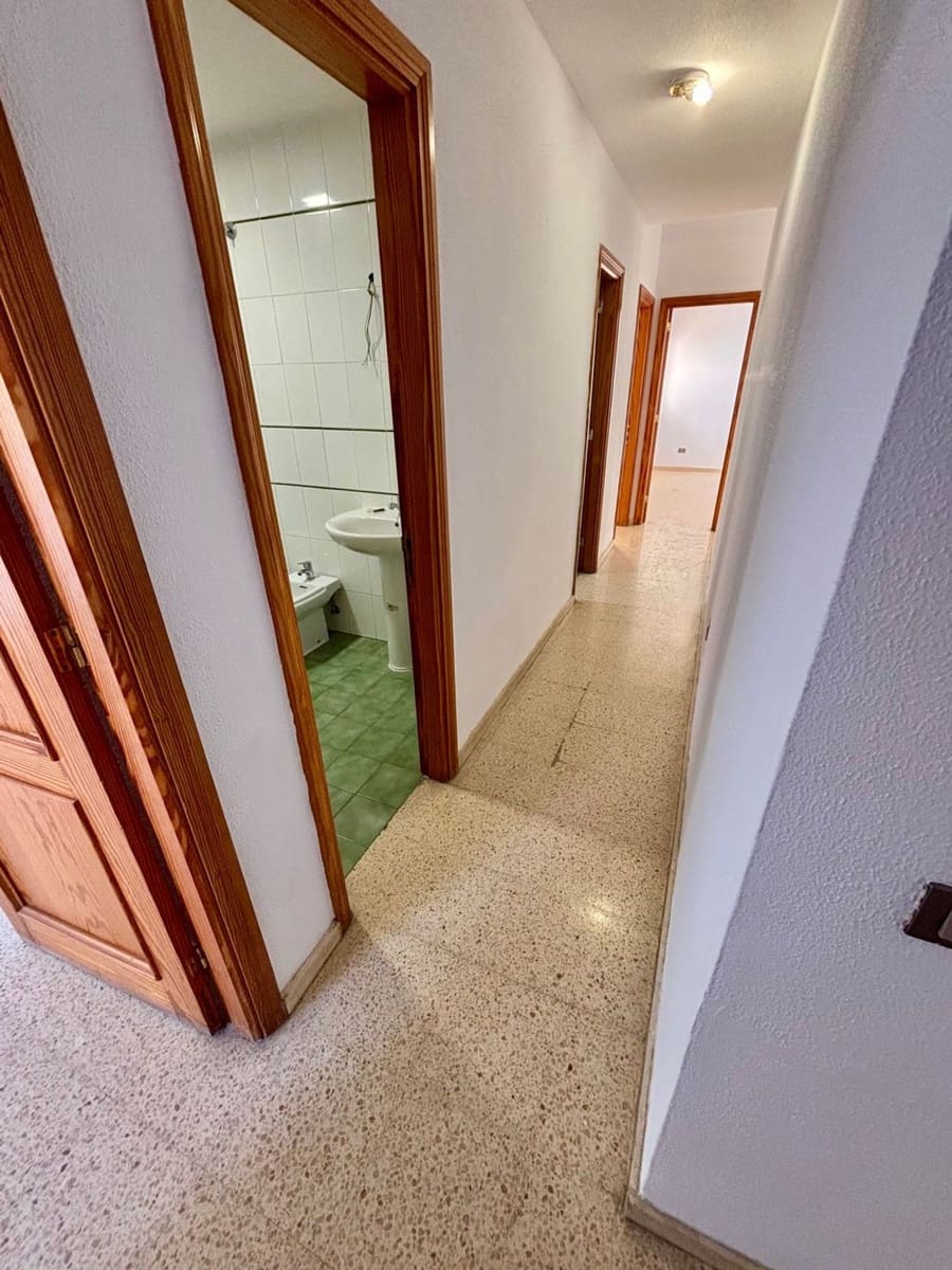 Apartamento de 4 habitaciones en Gáldar en venta con garaje - 259.000 € (Ref: 10012793)