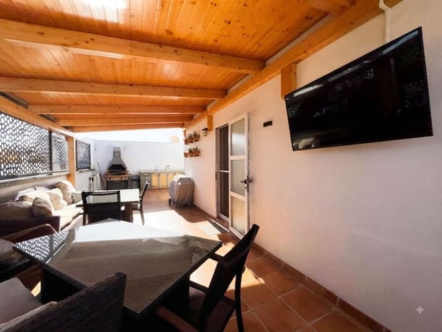 3 Zimmer Haus zu verkaufen in Arucas mit Garage - 284.000 € (Ref: 10015013)