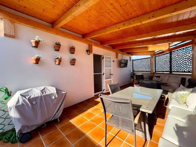 3 Zimmer Haus zu verkaufen in Arucas mit Garage - 284.000 € (Ref: 10015013)