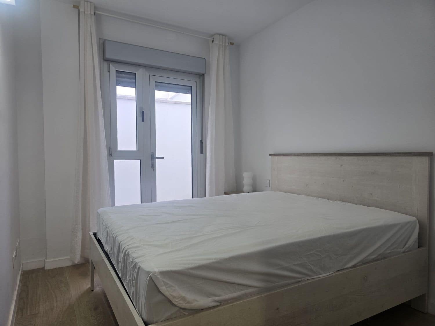 Apartamento de 2 habitaciones en Las Palmas de Gran Canaria en alquiler con garaje - 1.000 € (Ref: 10016907)