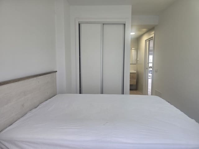 2 soveværelse Lejlighed til leje i Siete Palmas, Las Palmas de Gran Canaria med garage - € 1.000 (Ref: 10016907)