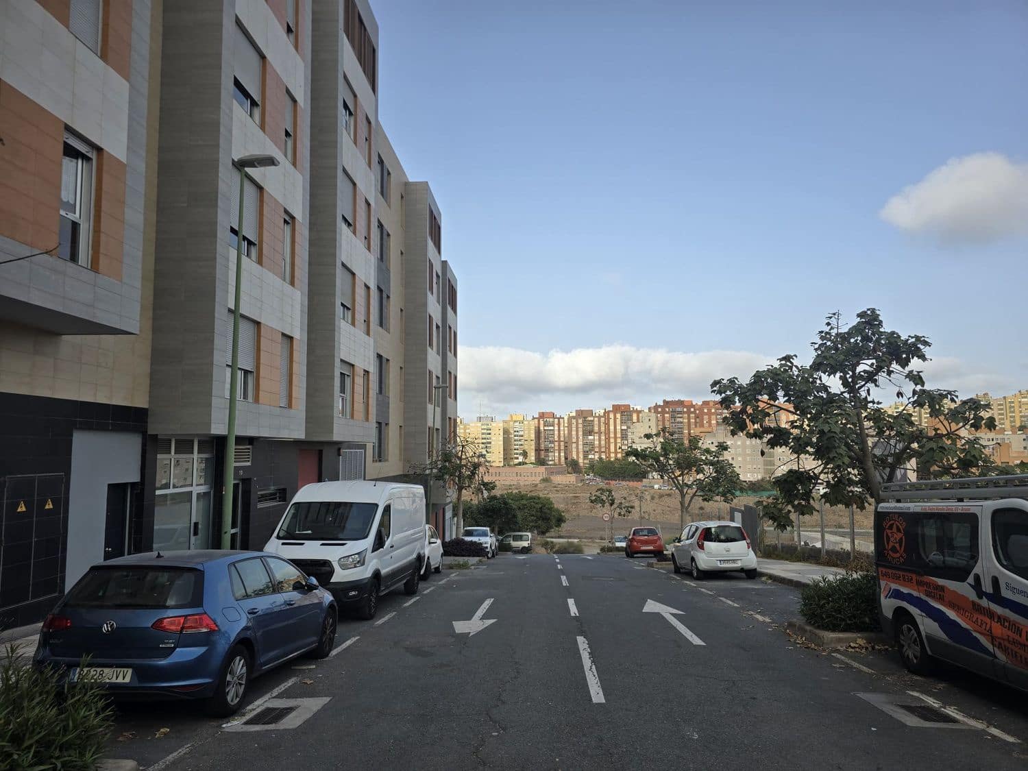 Apartamento de 2 habitaciones en Las Palmas de Gran Canaria en alquiler con garaje - 1.000 € (Ref: 10016907)