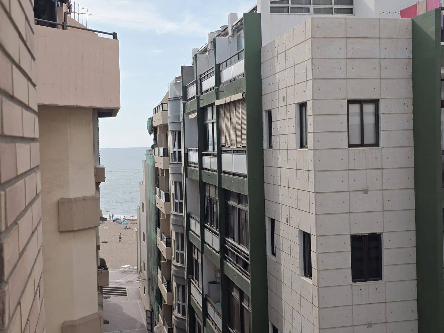 1 chambre Appartement à vendre à Las Palmas de Gran Canaria avec garage - 370 000 € (Ref: 10023526)