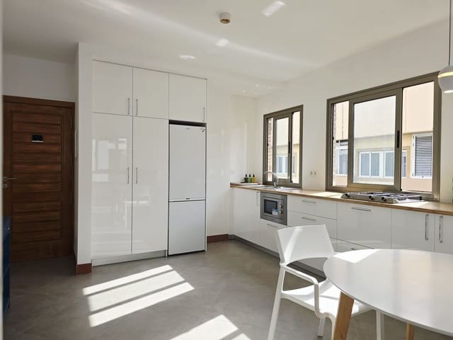 1 chambre Appartement à vendre à Santa Catalina - Canteras, Las Palmas de Gran Canaria avec garage - 370 000 € (Ref: 10023526)