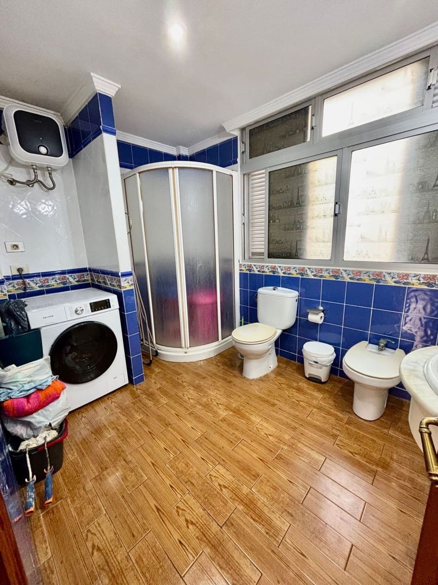 3 quarto Apartamento para venda em Las Palmas de Gran Canaria com garagem - 206 000 € (Ref: 10026694)