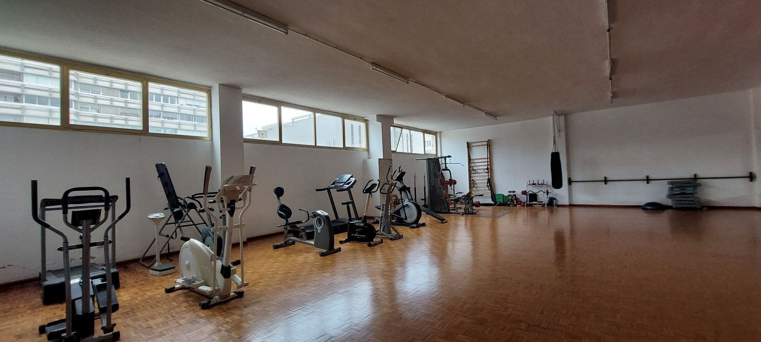 3 bedroom Apartment for rent in Las Palmas de Gran Canaria with garage - € 2,600 (Ref: 10033292)