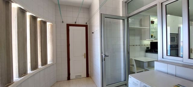 3 bedroom Apartment for rent in Arenales - Lugo - Avda. Marítima, Las Palmas de Gran Canaria with garage - € 2,600 (Ref: 10033292)