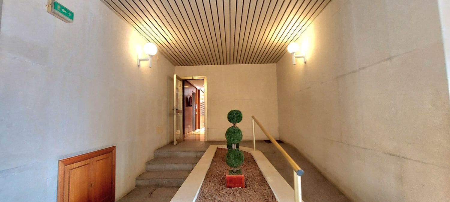 3 bedroom Apartment for rent in Las Palmas de Gran Canaria with garage - € 2,600 (Ref: 10033292)
