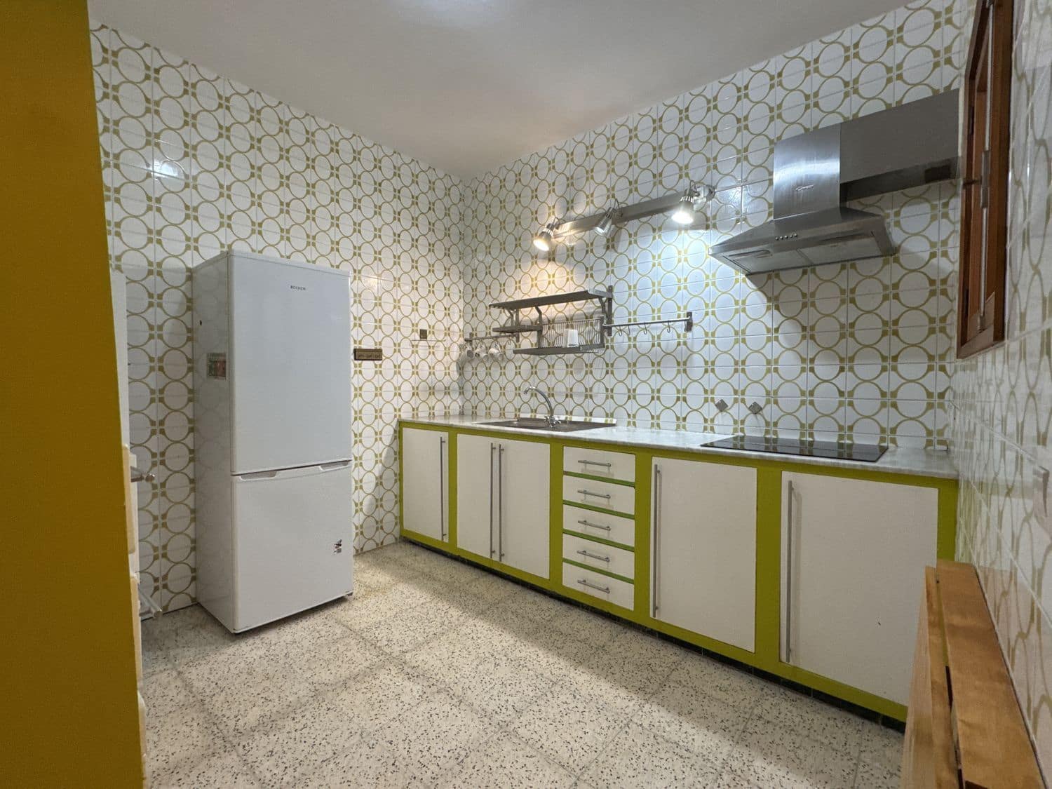 4 chambre Maison de Ville à vendre à Las Palmas de Gran Canaria avec garage - 245 000 € (Ref: 10040241)