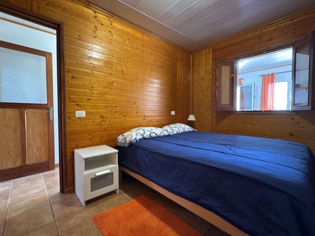 4 chambre Maison de Ville à vendre à Carretera Centro, Las Palmas de Gran Canaria avec garage - 245 000 € (Ref: 10040241)