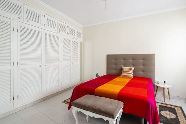 2 chambre Appartement à vendre à Vegueta, Las Palmas de Gran Canaria avec garage - 280 000 € (Ref: 10040242)