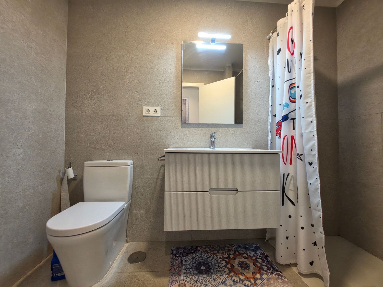 Apartamento de 2 habitaciones en Agaete en alquiler con piscina garaje - 1.450 € (Ref: 10054523)
