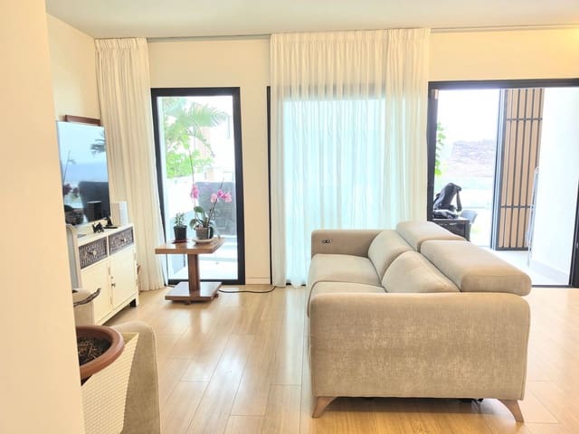 Apartamento de 2 habitaciones en Agaete en alquiler con piscina garaje - 1.450 € (Ref: 10054523)