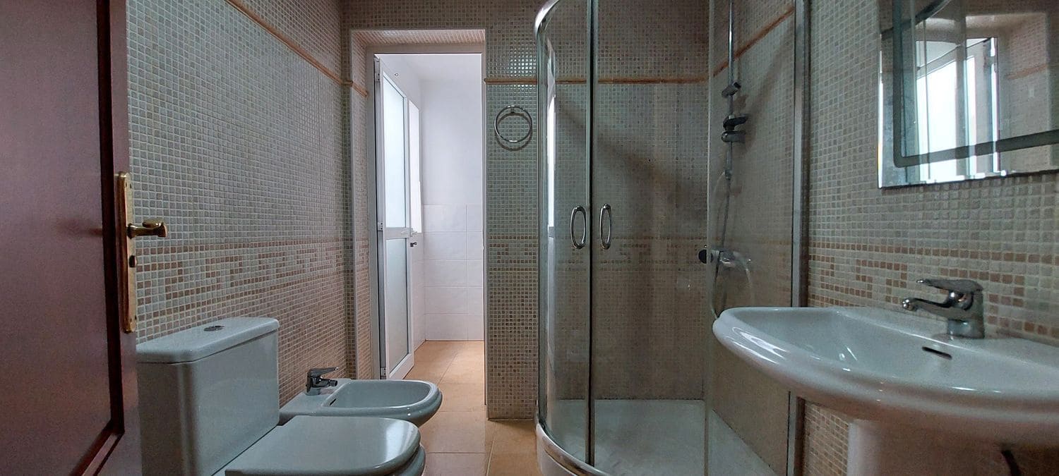 3 soverom Leilighet til leie i Santa Lucia de Tirajana med garasje - € 850 (Ref: 10054524)