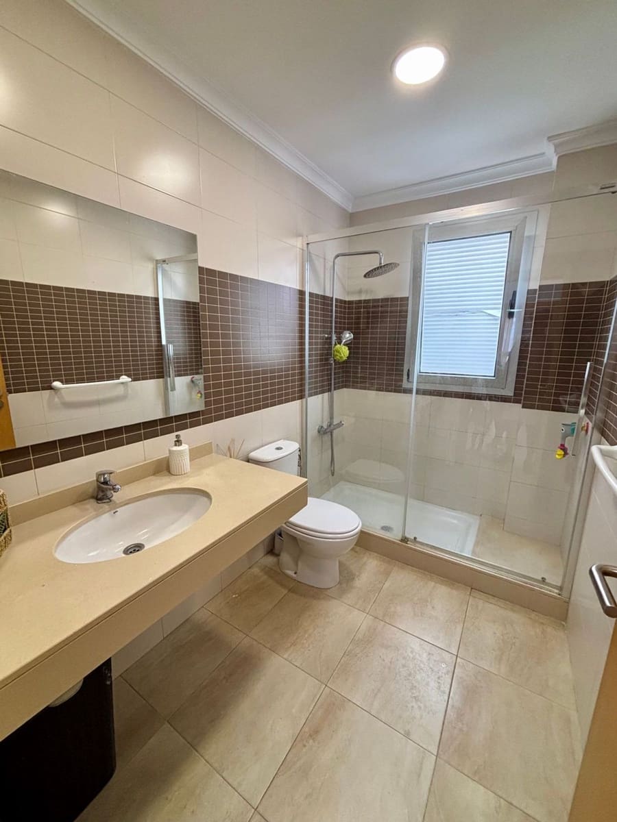 3 bedroom Apartment for sale in Las Palmas de Gran Canaria with garage - € 259,000 (Ref: 10054525)