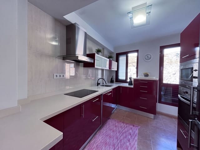 3 makuuhuone Huoneisto myytävänä paikassa Carretera Centro, Las Palmas de Gran Canaria mukana 
autotalli - 298 000 € (Ref: 10077356)