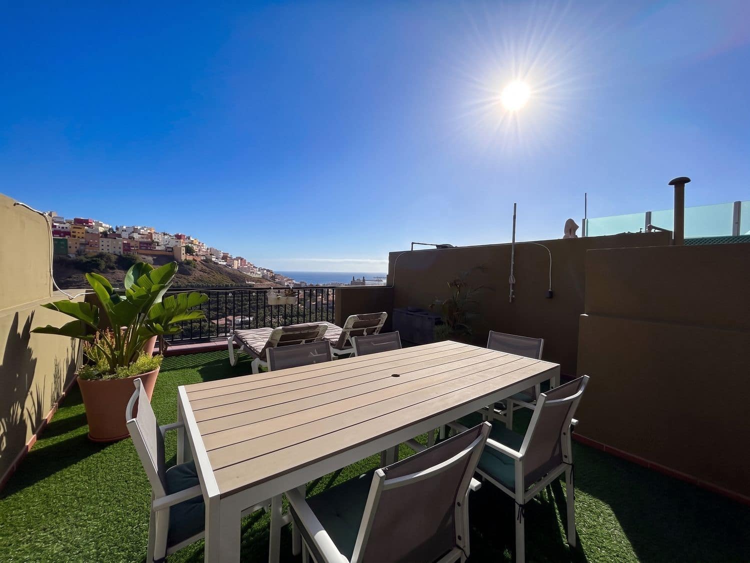3 makuuhuone Huoneisto myytävänä paikassa Las Palmas de Gran Canaria mukana 
autotalli - 298 000 € (Ref: 10077356)