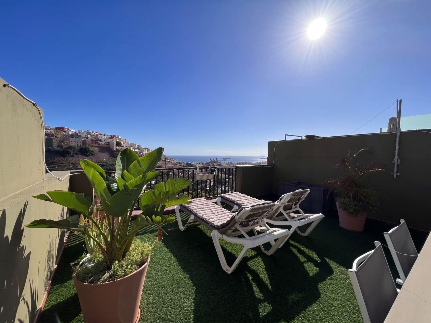 3 makuuhuone Huoneisto myytävänä paikassa Las Palmas de Gran Canaria mukana 
autotalli - 298 000 € (Ref: 10077356)
