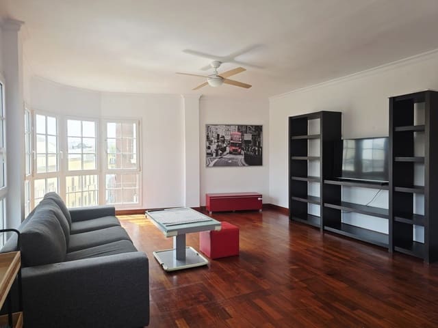 1 sypialnia Apartament na sprzedaż w Triana, Las Palmas de Gran Canaria z garażem - 350 000 € (Ref: 10077357)