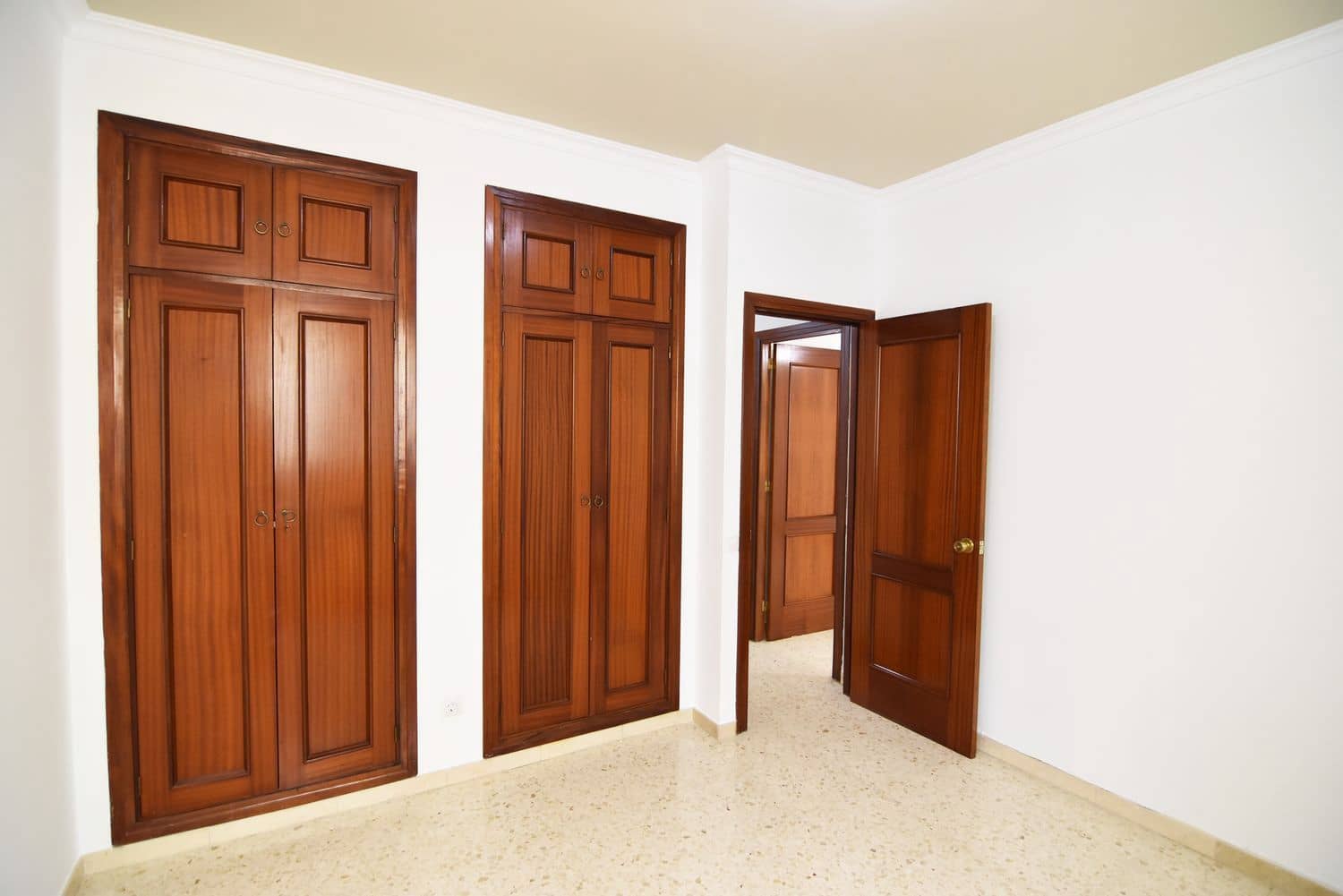 4 sypialnia Apartament na sprzedaż w Las Palmas de Gran Canaria z garażem - 420 000 € (Ref: 10077358)