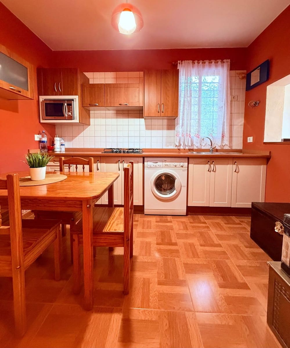 3 chambre Villa/Maison à vendre à Santa Brigida avec garage - 355 000 € (Ref: 10118509)