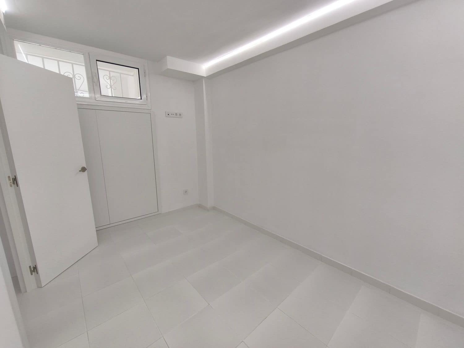 1 chambre Appartement à vendre à Playa del Ingles avec piscine garage - 317 000 € (Ref: 10131111)