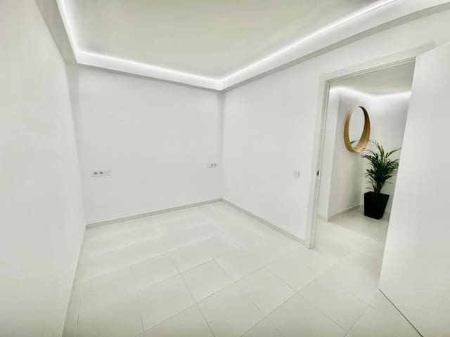 1 chambre Appartement à vendre à Playa del Inglés, San Bartolomé de Tirajana avec piscine garage - 317 000 € (Ref: 10131111)