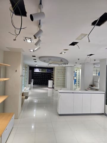Local Commercial à louer à Puerto Rico, Mogán - 2 500 € (Ref: 10131112)