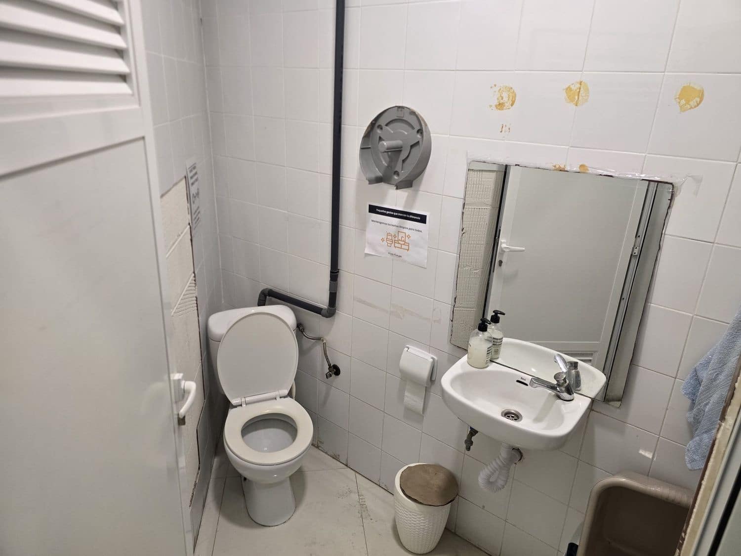 Local Commercial à louer à Puerto Rico - 2 500 € (Ref: 10131112)