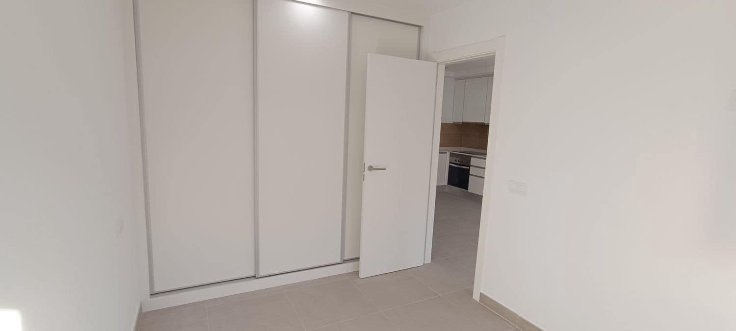 Apartamento en Las Palmas de Gran Canaria en alquiler con garaje - 825 € (Ref: 10132313)