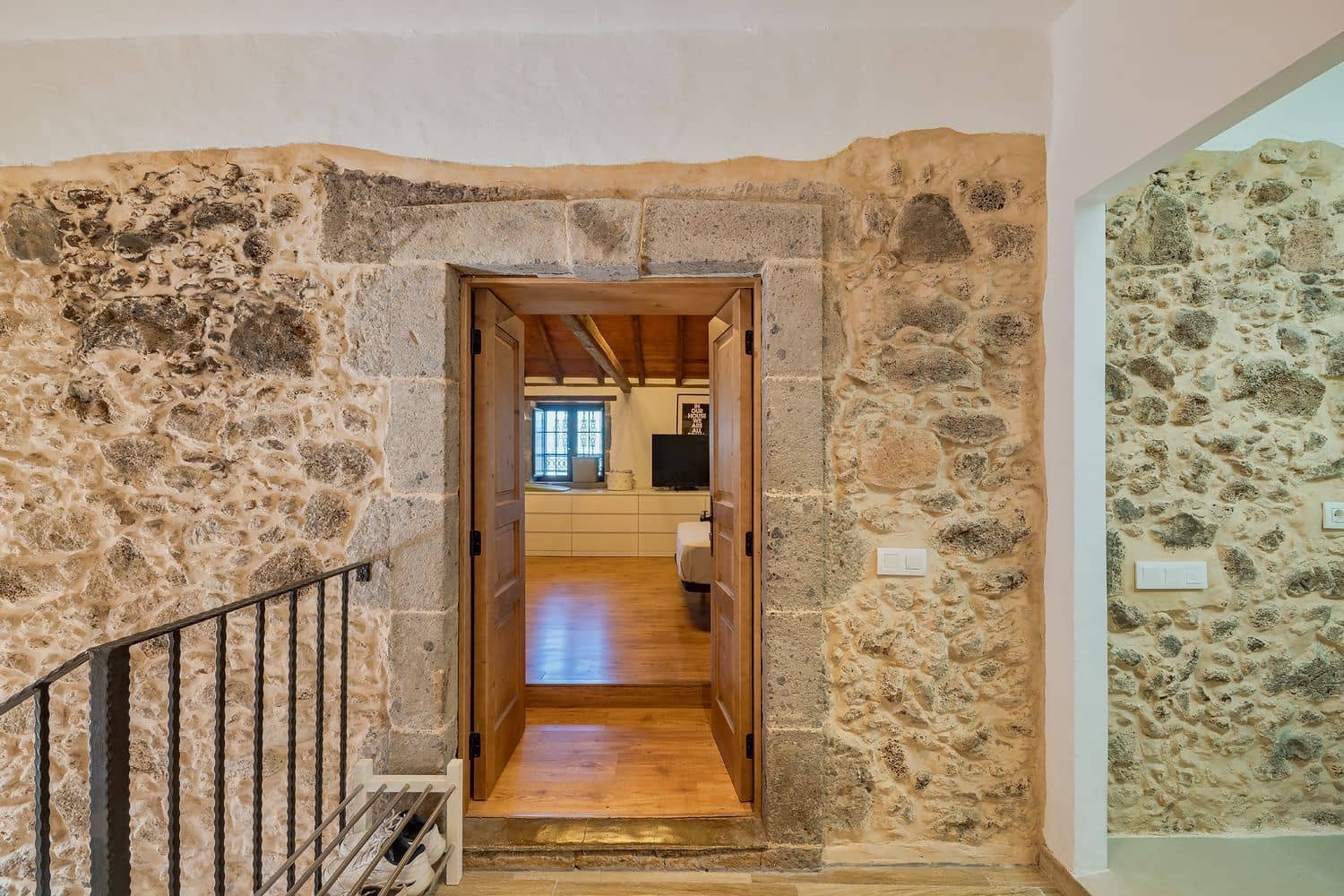 3 bedroom Finca/Country House for sale in Valleseco with garage - € 453,000 (Ref: 10135527)