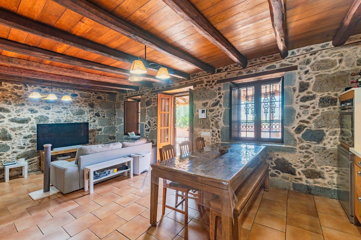 3 bedroom Finca/Country House for sale in Valleseco with garage - € 453,000 (Ref: 10135527)