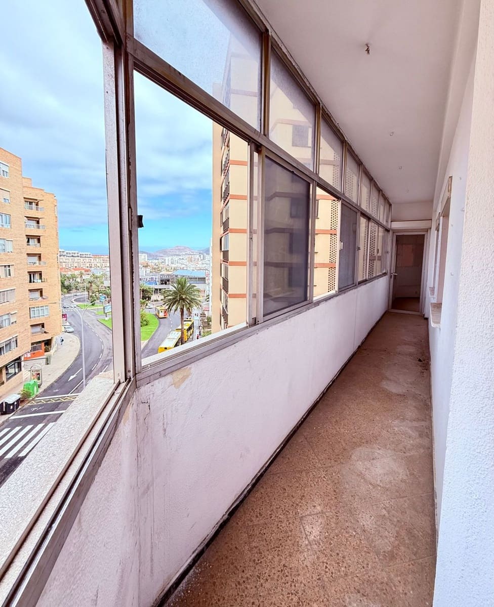 3 soveværelse Lejlighed til salg i Las Palmas de Gran Canaria med garage - € 280.000 (Ref: 10148203)