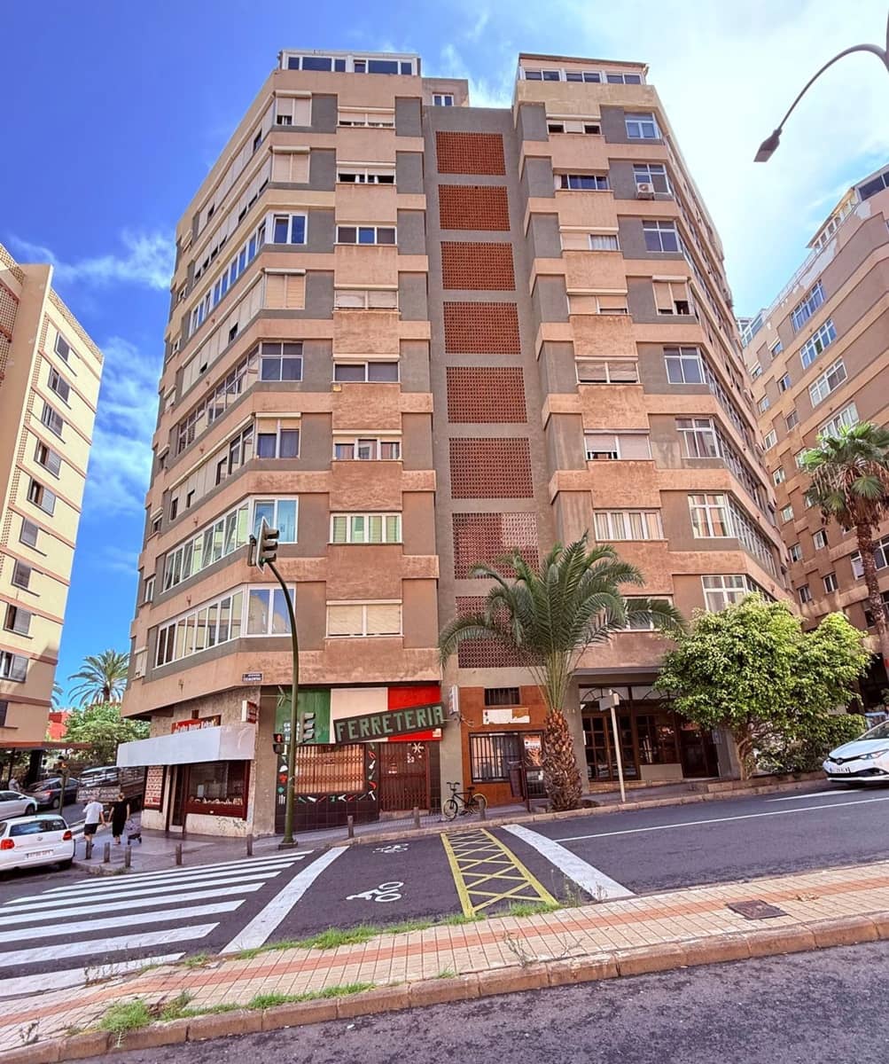 3 soveværelse Lejlighed til salg i Las Palmas de Gran Canaria med garage - € 280.000 (Ref: 10148203)